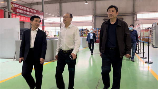 省經信廳中小處處長到公司調研1.png 省經信廳中小處處長到公司調研1.png
